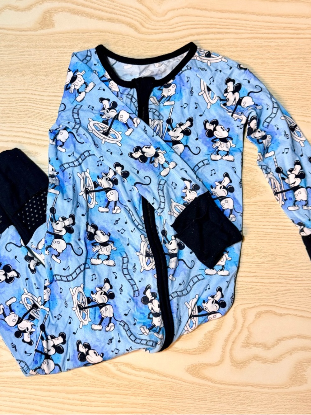 “Steamboat Willie” Bamboo Zippy (6-12)